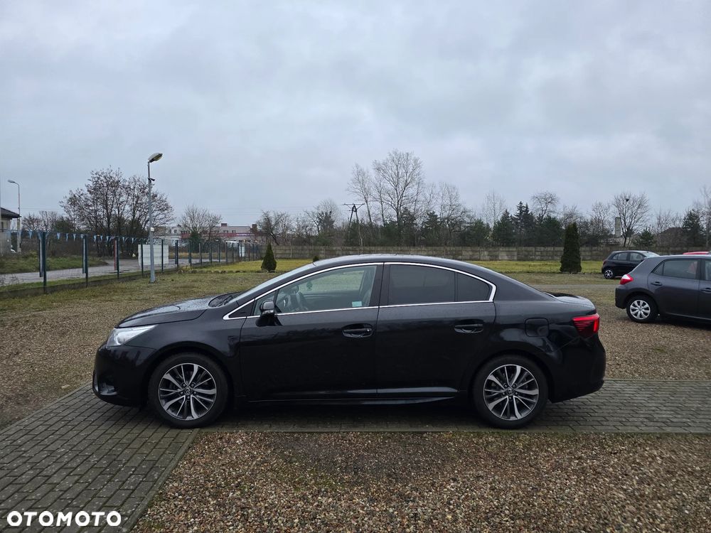 Toyota Avensis 2.0 Prestige NAVI MS - 10