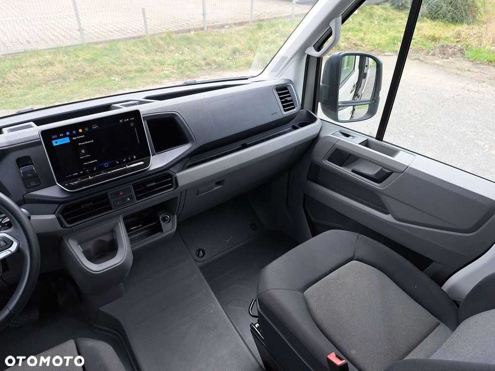 Volkswagen Crafter LIFT zabudowa brygadowa 8 miejsc - 23