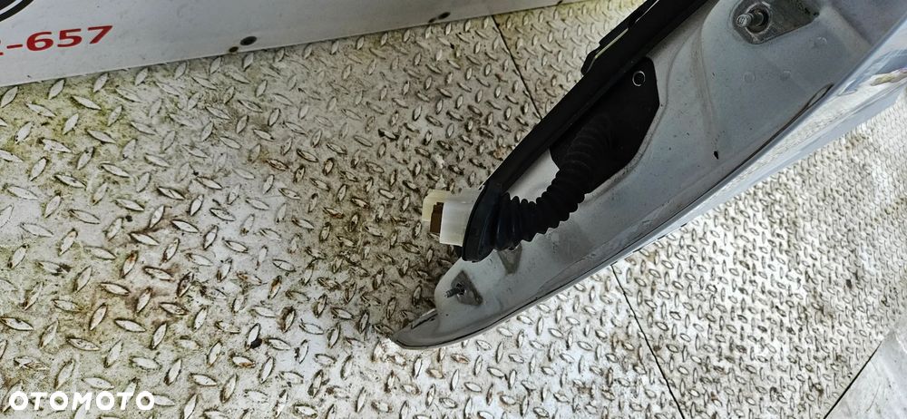 Dodge Durango III LIFT 2017-  Kompletne drzwi przód lewy Drzwi przednie lewe PW7 w kolor BIAŁE - 20