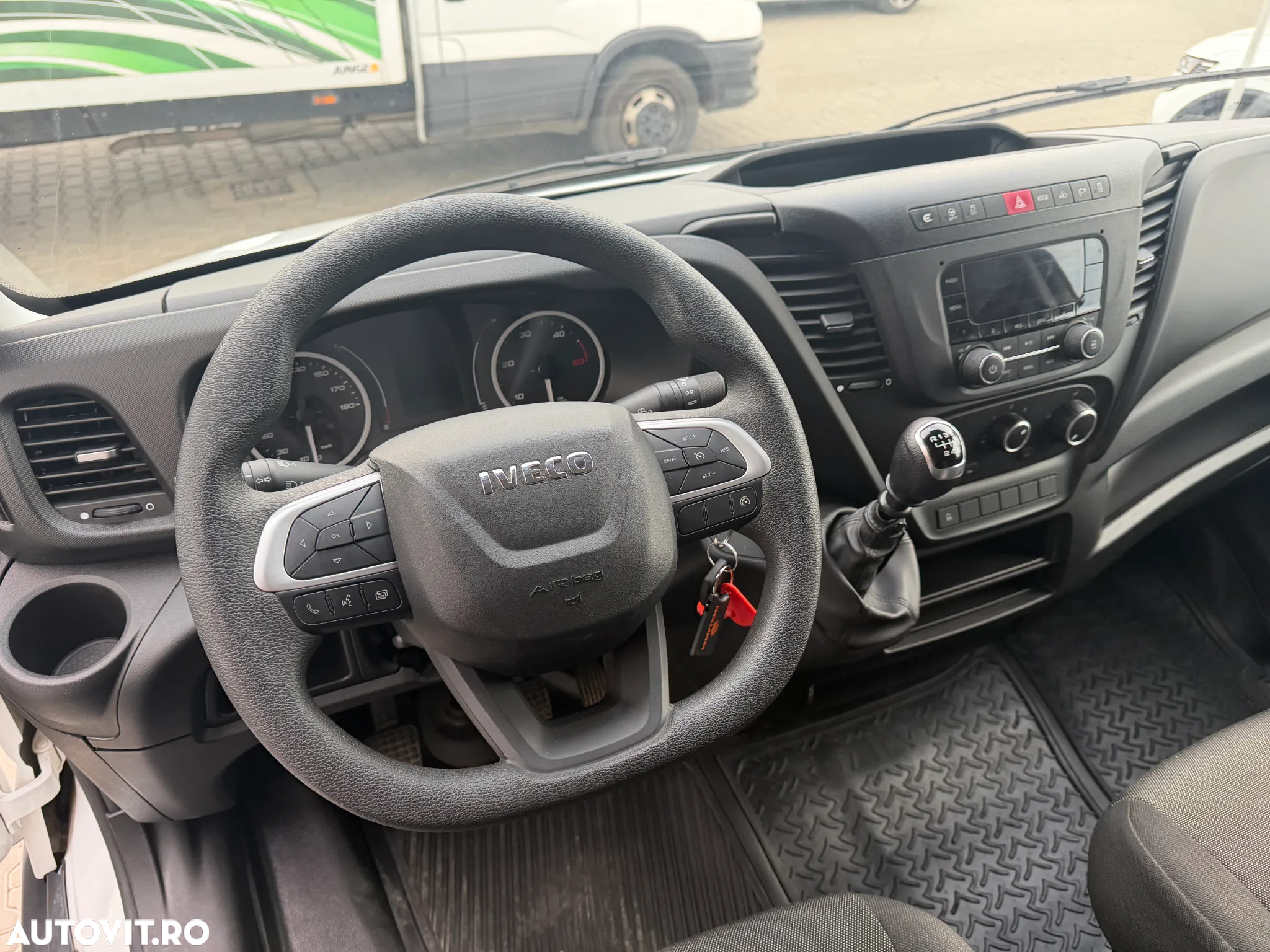 Iveco DAILY 35S18 - 10 EWP+LIFT - 7