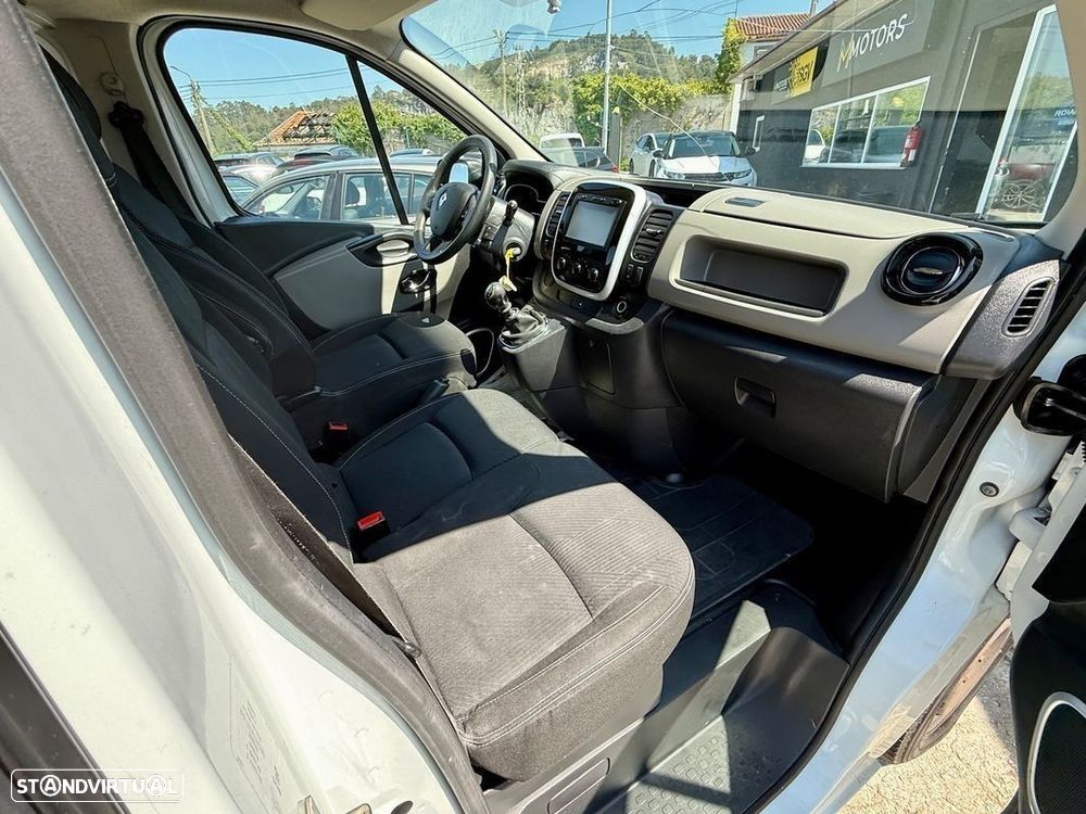 Renault Trafic 1.6 dCi L2H1 1.2T - 12
