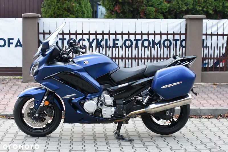 Yamaha FJR - 19