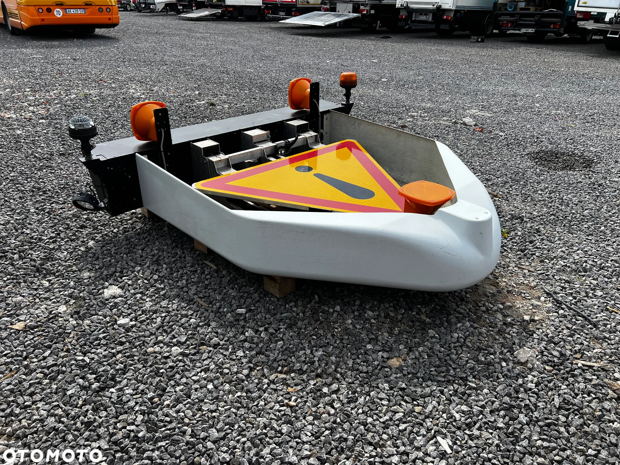 Znak, lampy ostrzegawcze, składane roboty drogowe - 8