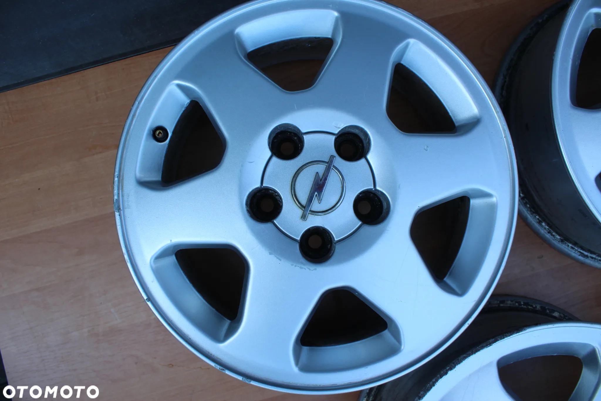 FELGI ALUMINIOWE 15" 5x110 ET43  OPEL ZAFIRA A MERIVA A, ASTRA H, VECTRA C, SIGNUM - 6