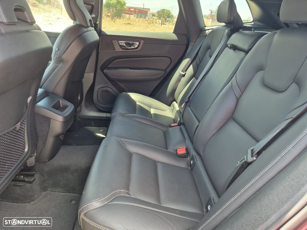 Volvo XC 60 2.0 B4 R-Design - 10