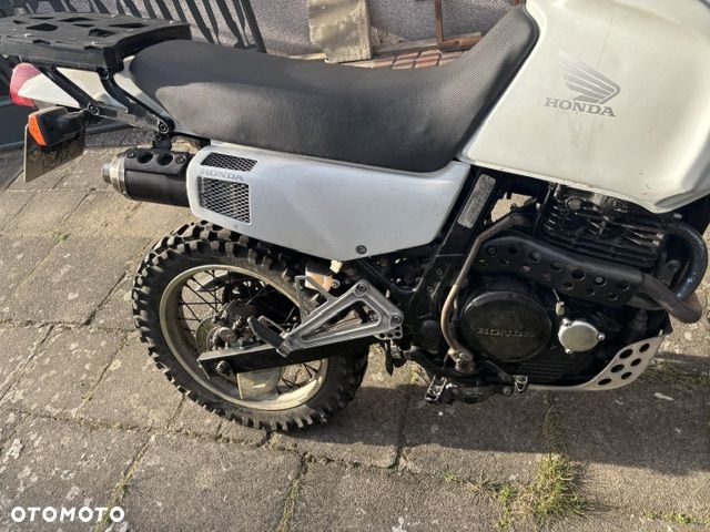 Honda NX - 8