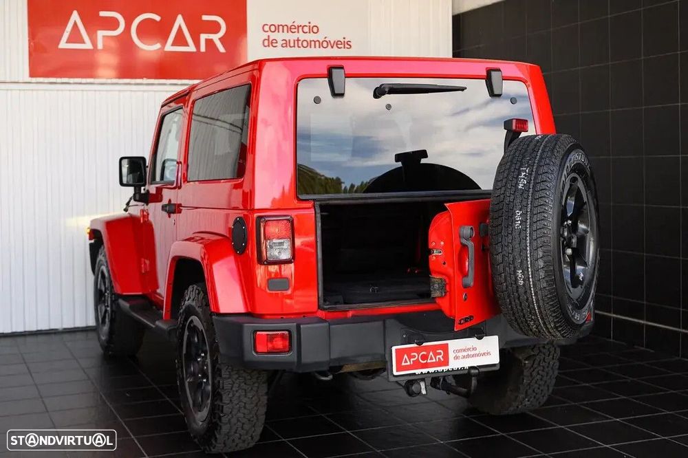 Jeep Wrangler 2.8 CRD Auto Sport - 21