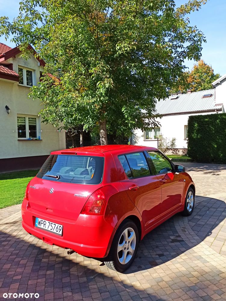 Suzuki Swift - 5