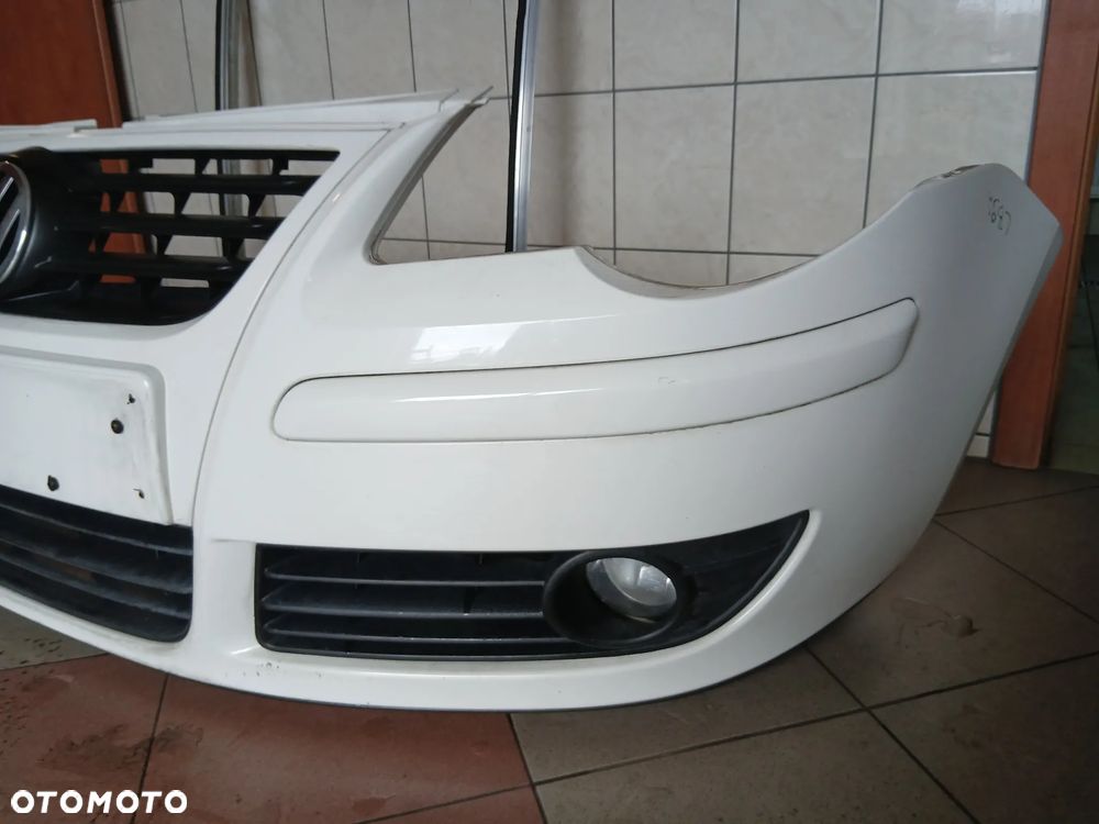 Volkswagen Polo 9N Lift 05- Zderzak Przód Przedni Kolor LB9A Biały - 4