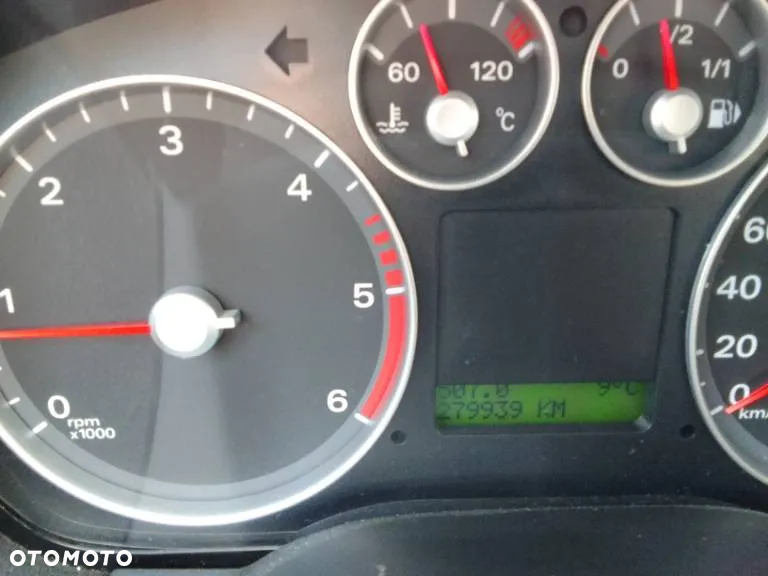 Ford Focus 1.6 TDCi Ambiente - 5