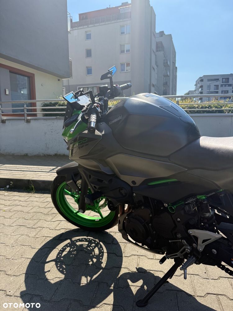 Kawasaki Z - 11