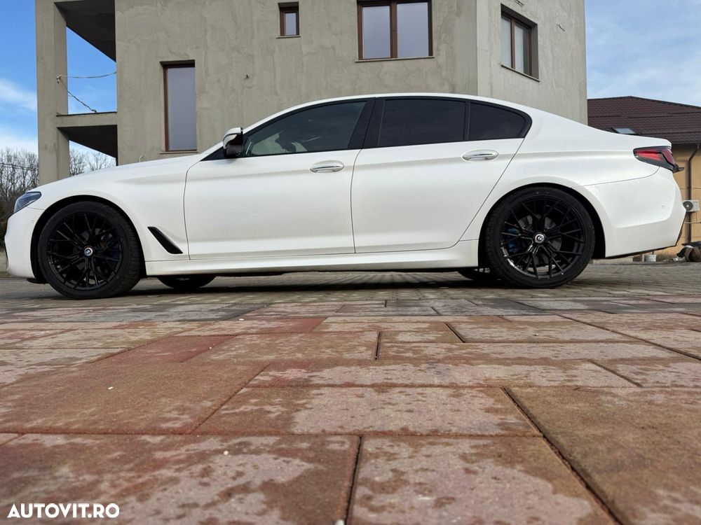 BMW Seria 5 520d Aut. M Sport Edition - 14