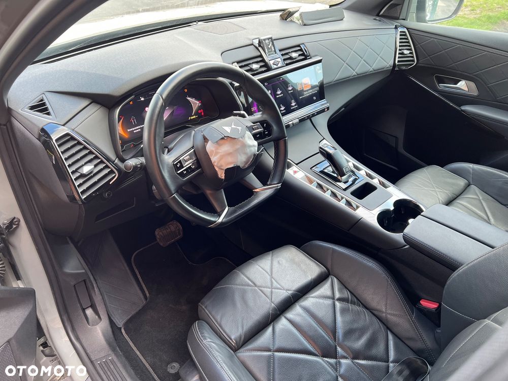 DS Automobiles DS 7 Crossback - 32