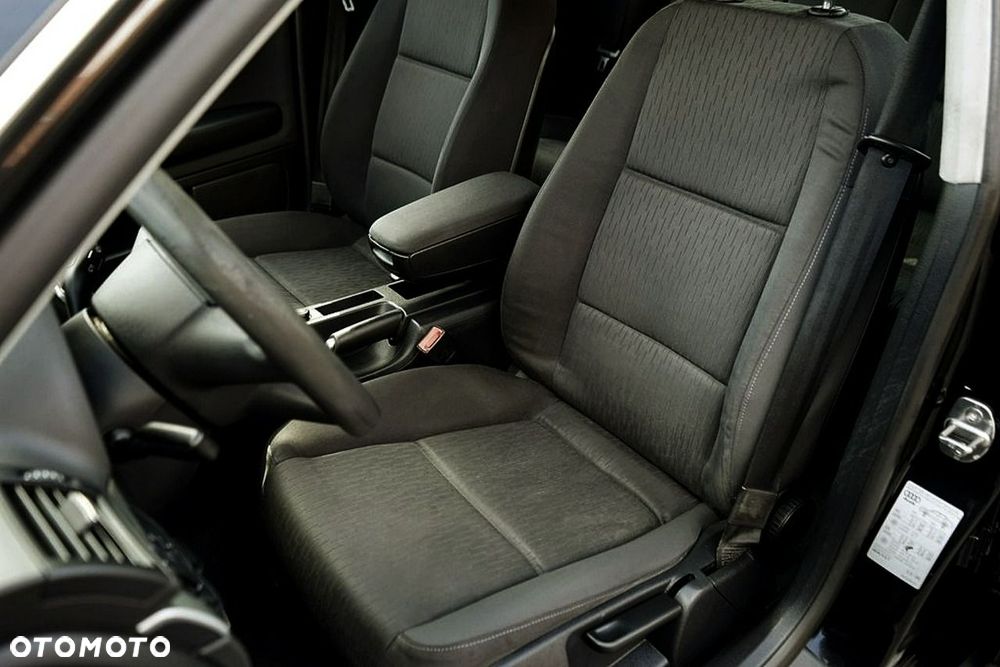 Audi A4 Limousine - 19