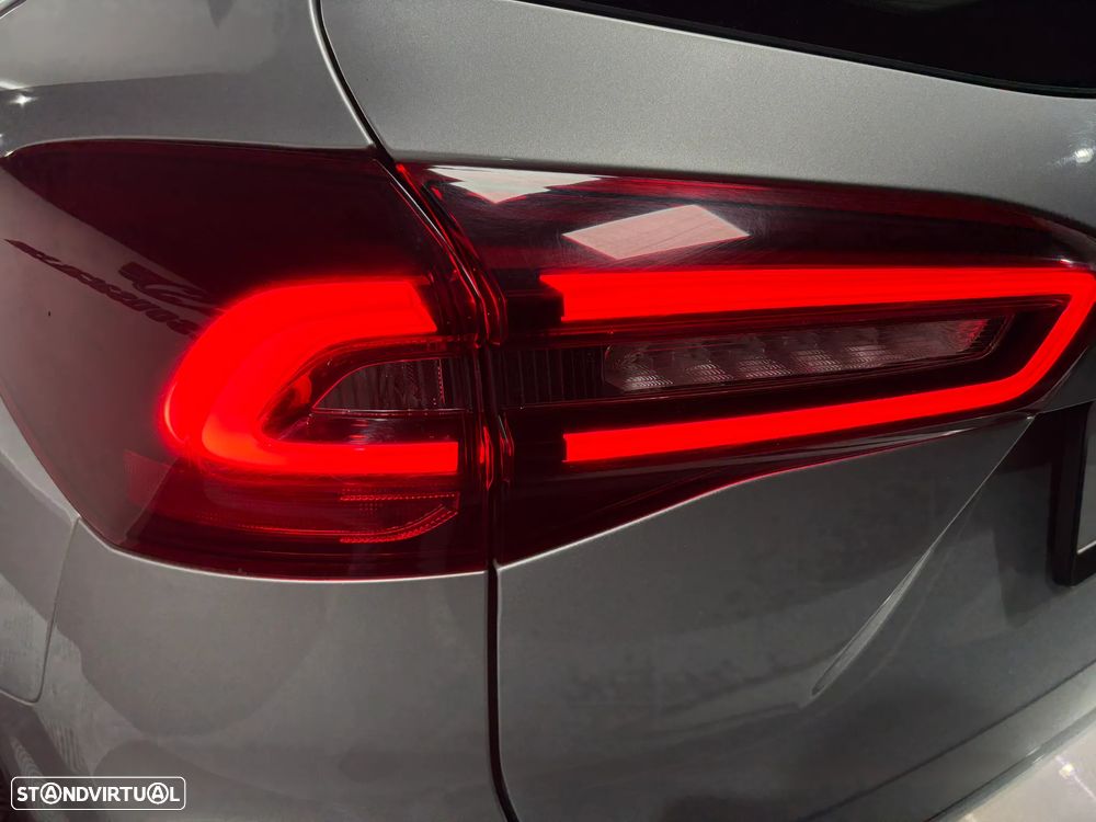 Ford Focus SW 1.0 EcoBoost S&S ST-LINE DESIGN - 12