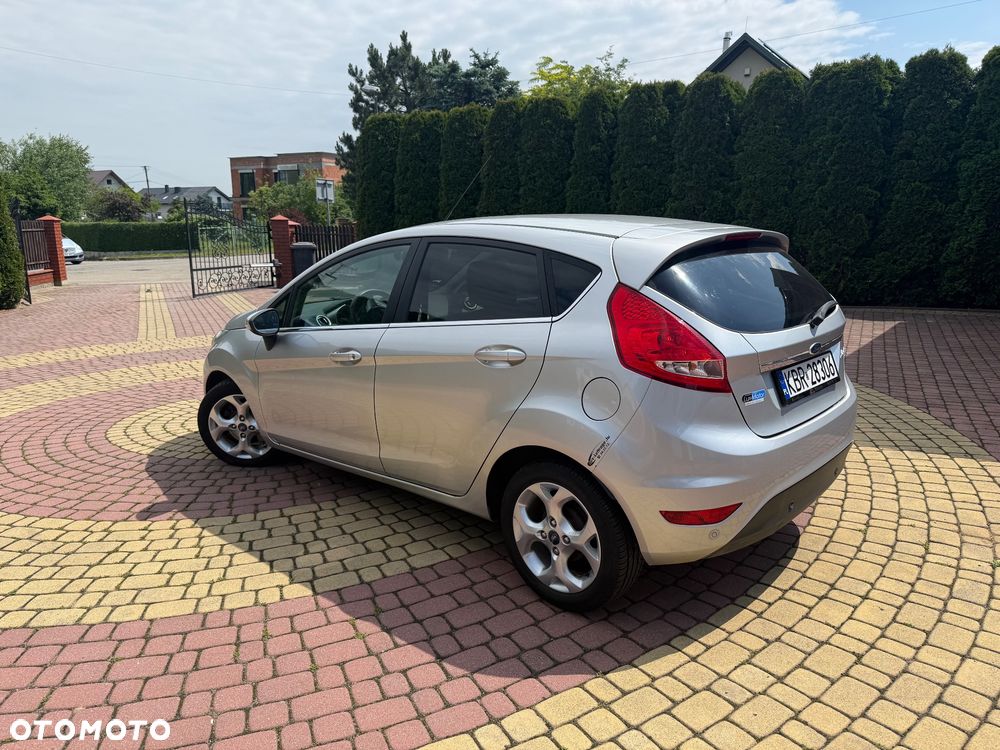 Ford Fiesta 1.6 Ti-VCT Titanium - 8