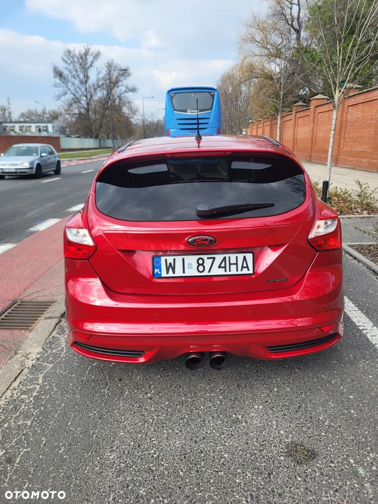 Ford Focus 2.0 EcoBoost ST - 2