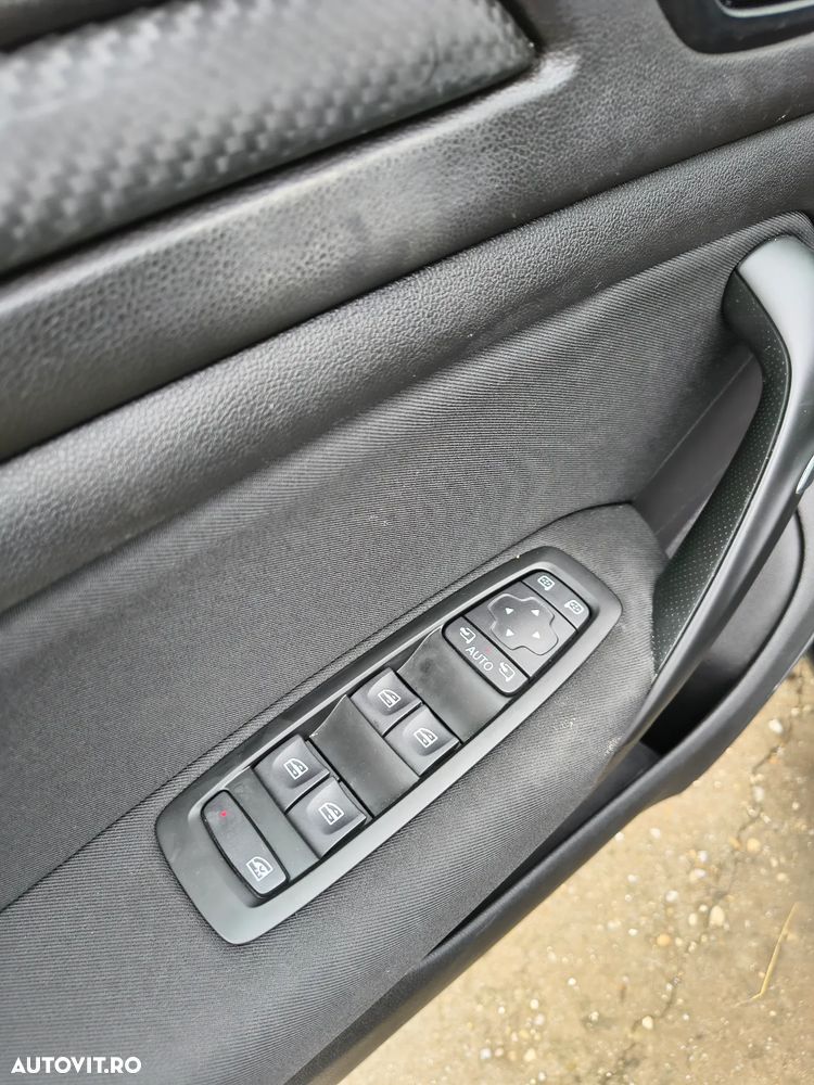 Renault Megane Energy dCi Intens - 8