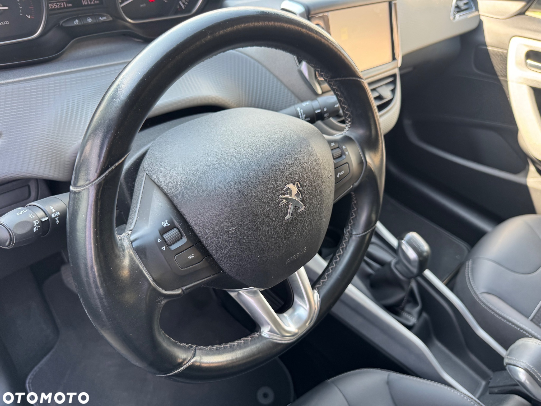 Peugeot 2008 1.2 Pure Tech Active S&S - 27
