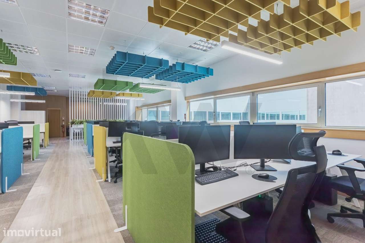 Escritório de Investimento | Sintra Business Park | 285 m2 - Grande imagem: 2/34