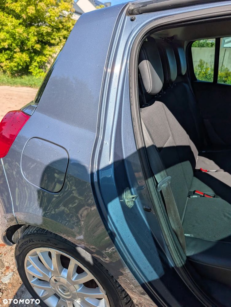 Renault Clio 1.5 dCi Extreme - 22