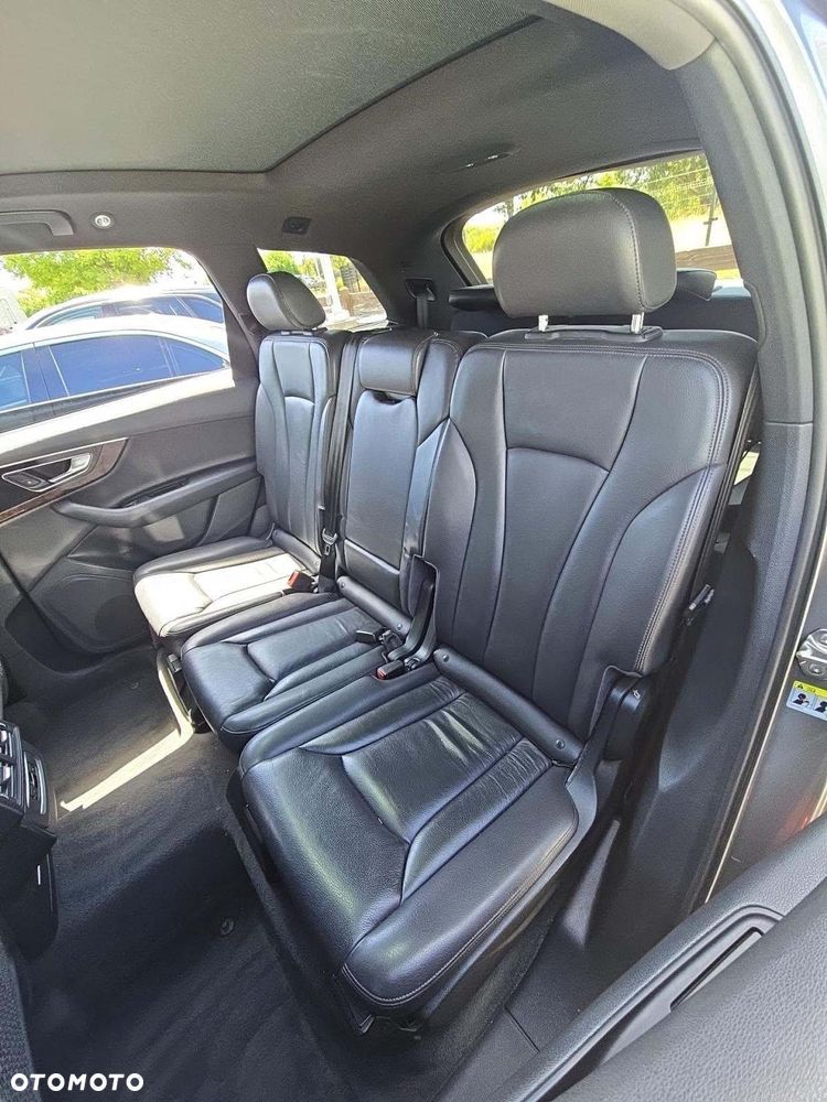 Audi Q7 - 11