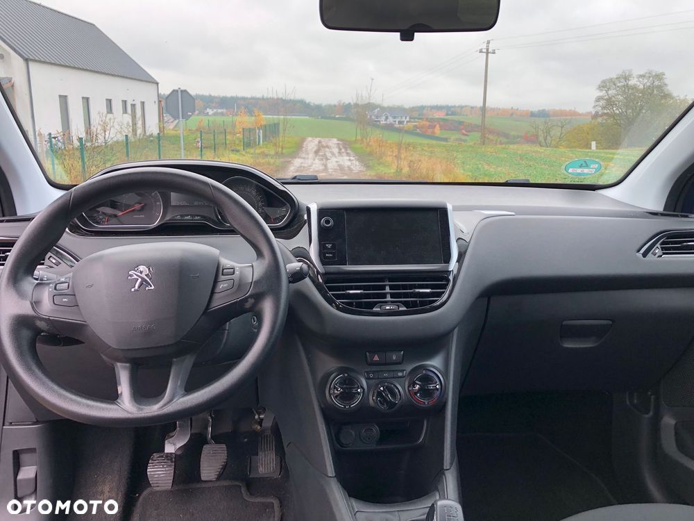 Peugeot 208 PureTech 82 Start & Stop Style - 8