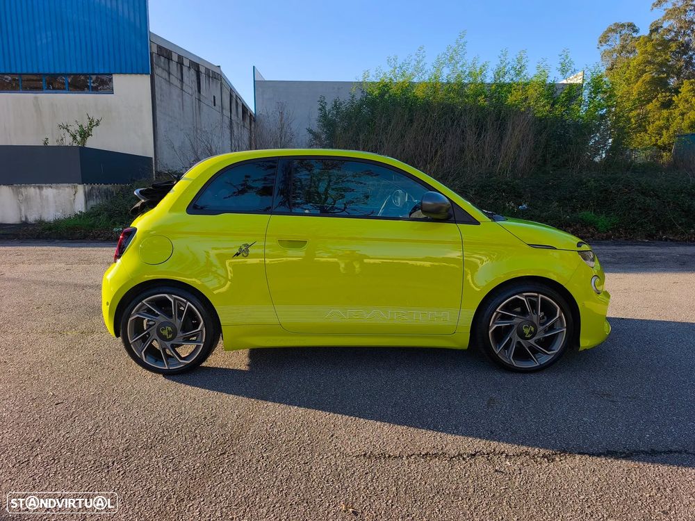 Abarth 500e Turismo - 8