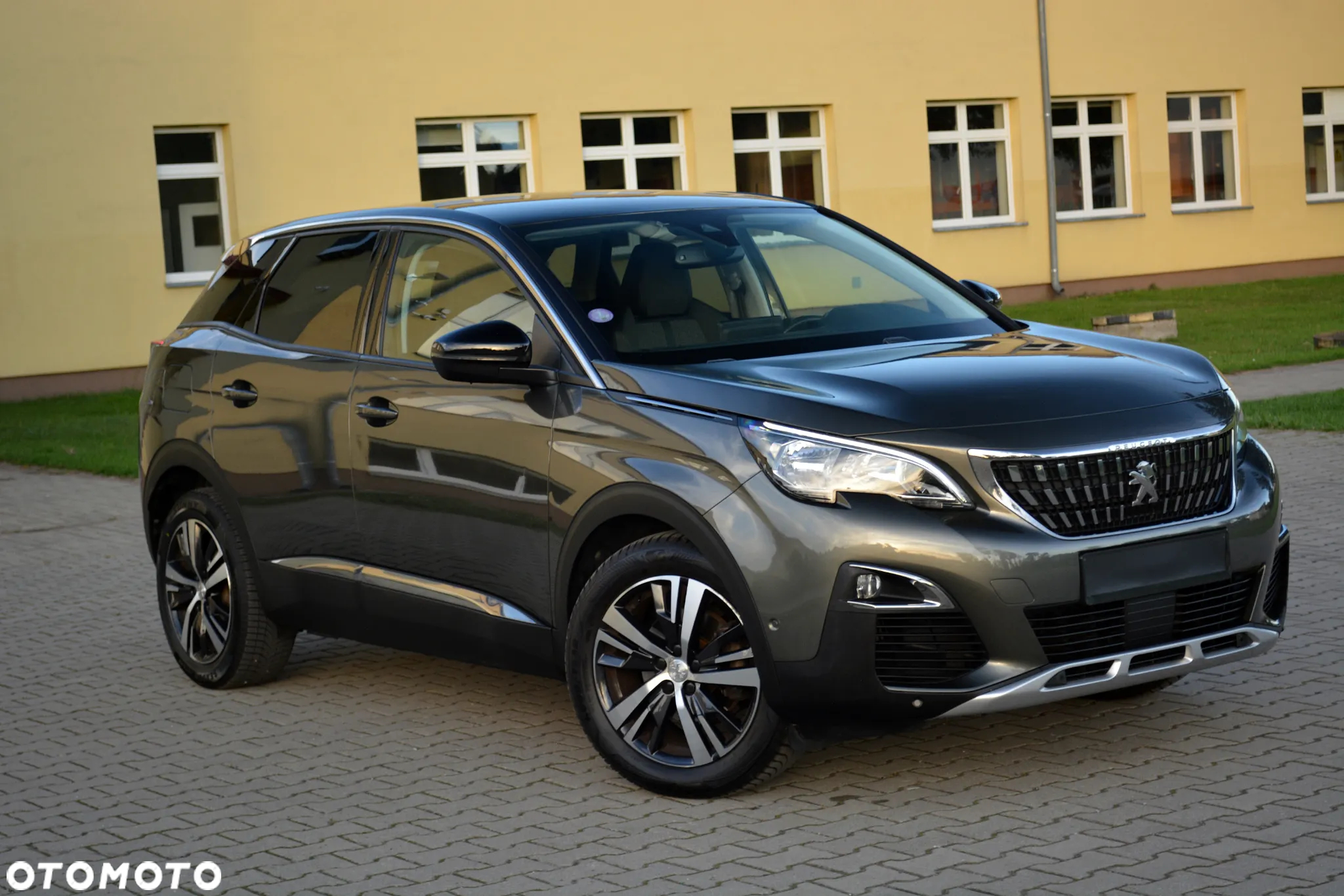 Peugeot 3008 1.2 PureTech Allure - 2