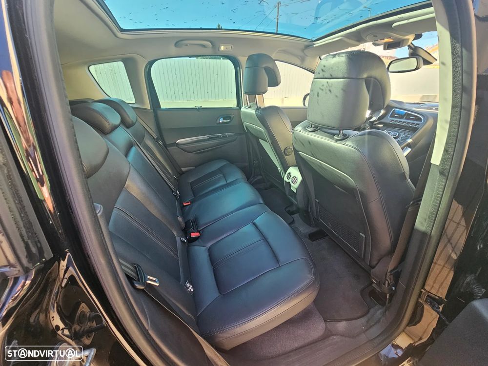 Peugeot 3008 2.0 HDi Hybrid4 99g - 14