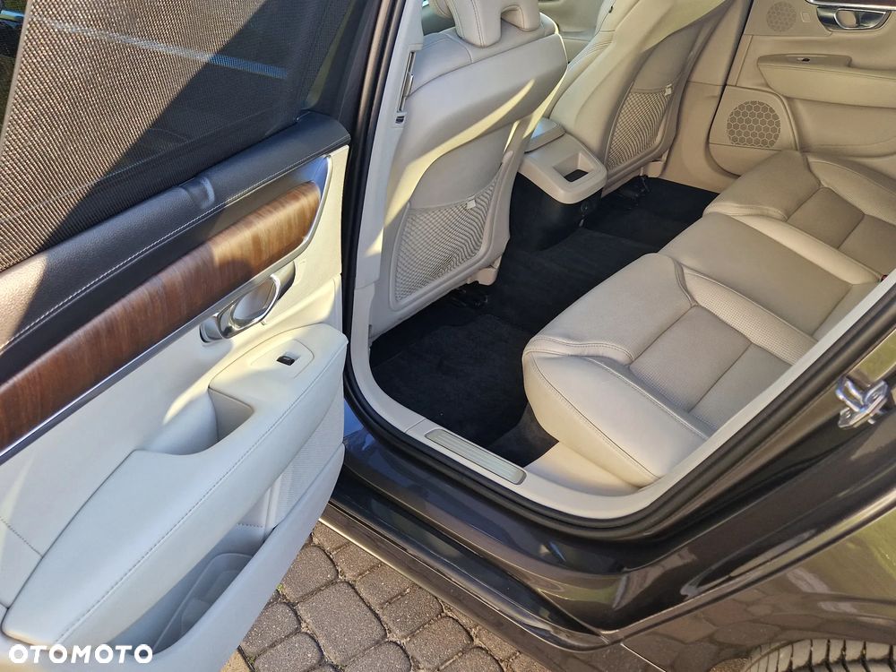 Volvo S90 B5 D AWD Inscription - 11