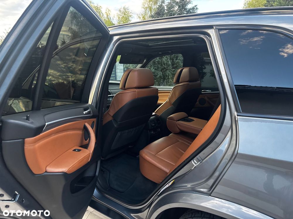 BMW X5 3.5d xDrive - 11