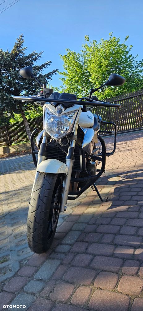 Yamaha XJ - 2