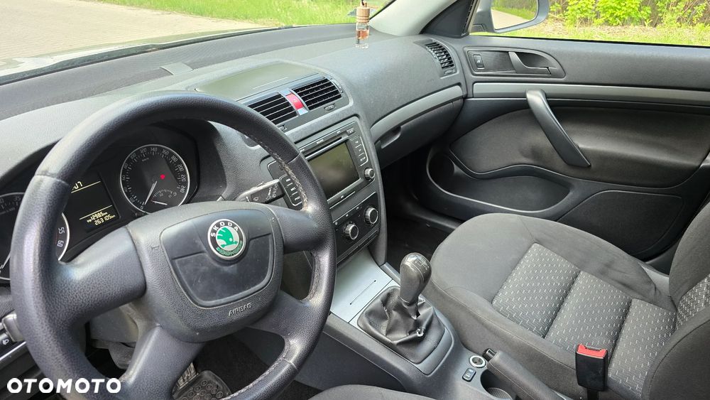 Skoda Octavia 1.6 TDI Active - 5