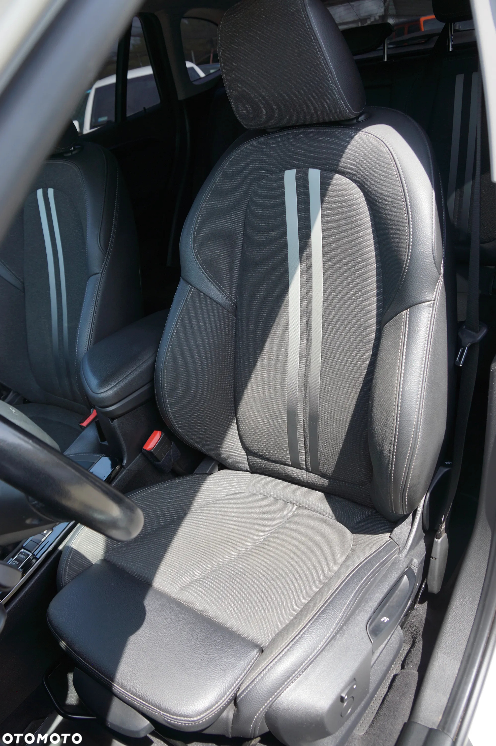 BMW X1 xDrive20d Sport Line - 27