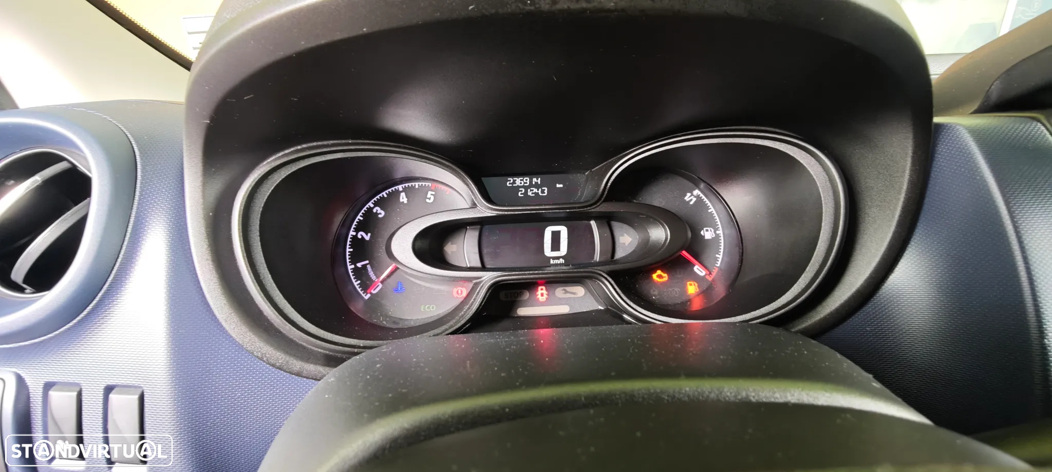 Opel Vivaro - 9