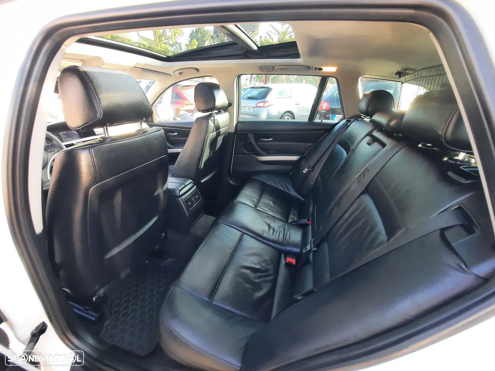 BMW 320 - 19