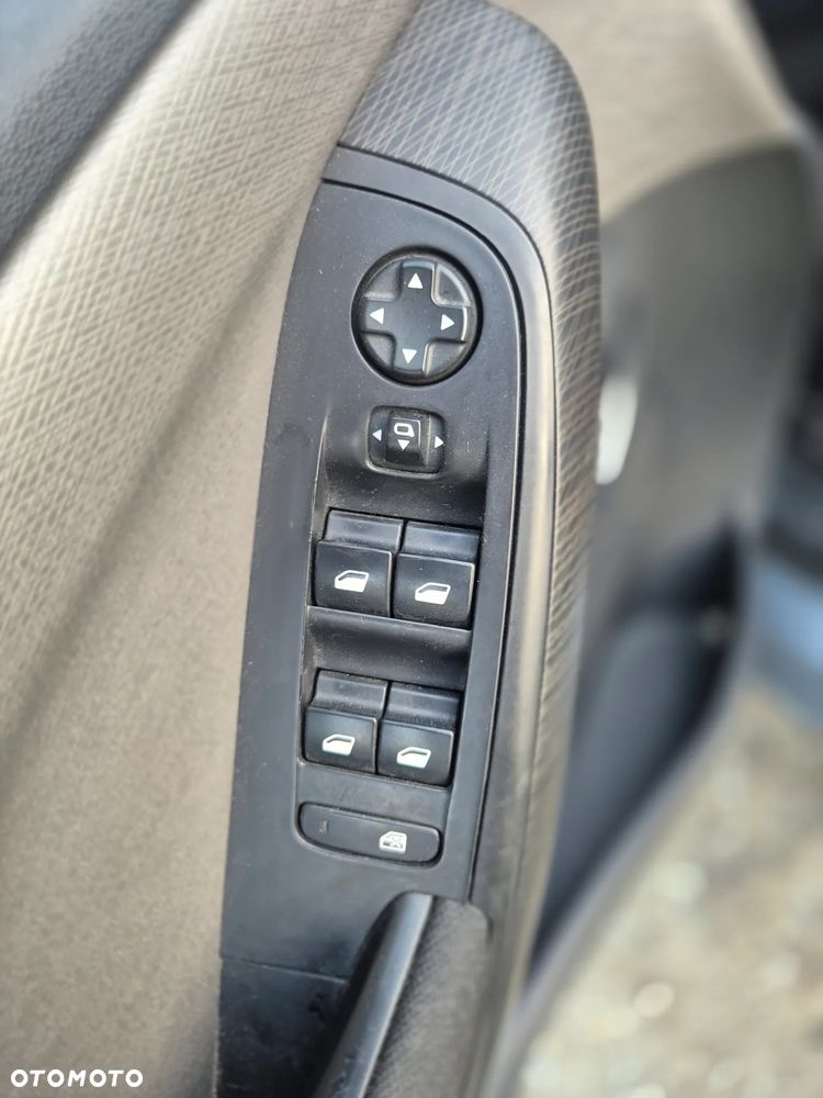 Citroën C4 Grand Picasso - 29