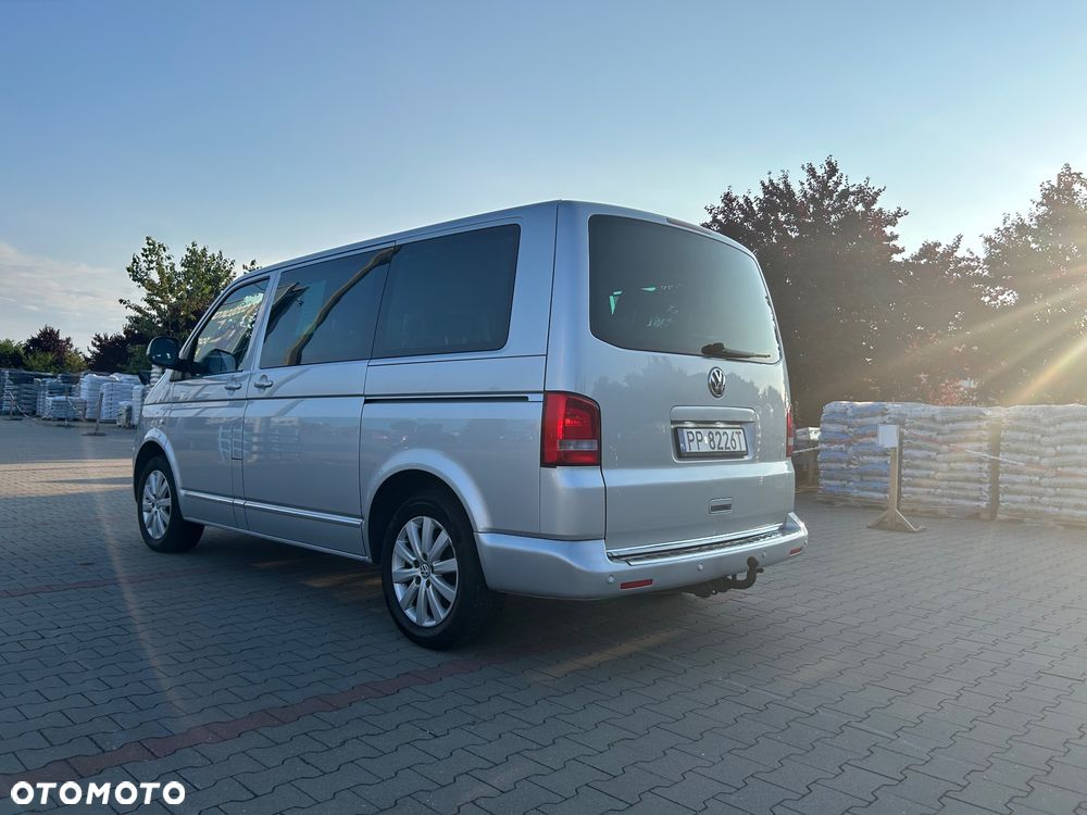 Volkswagen Multivan - 17