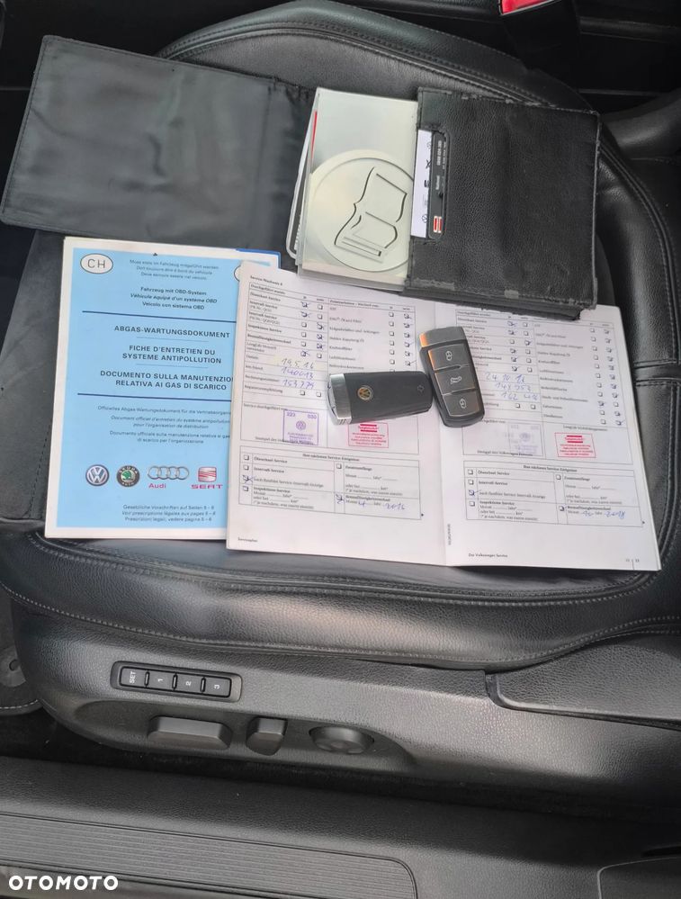 Volkswagen Passat 2.0 TSI Highline - 14