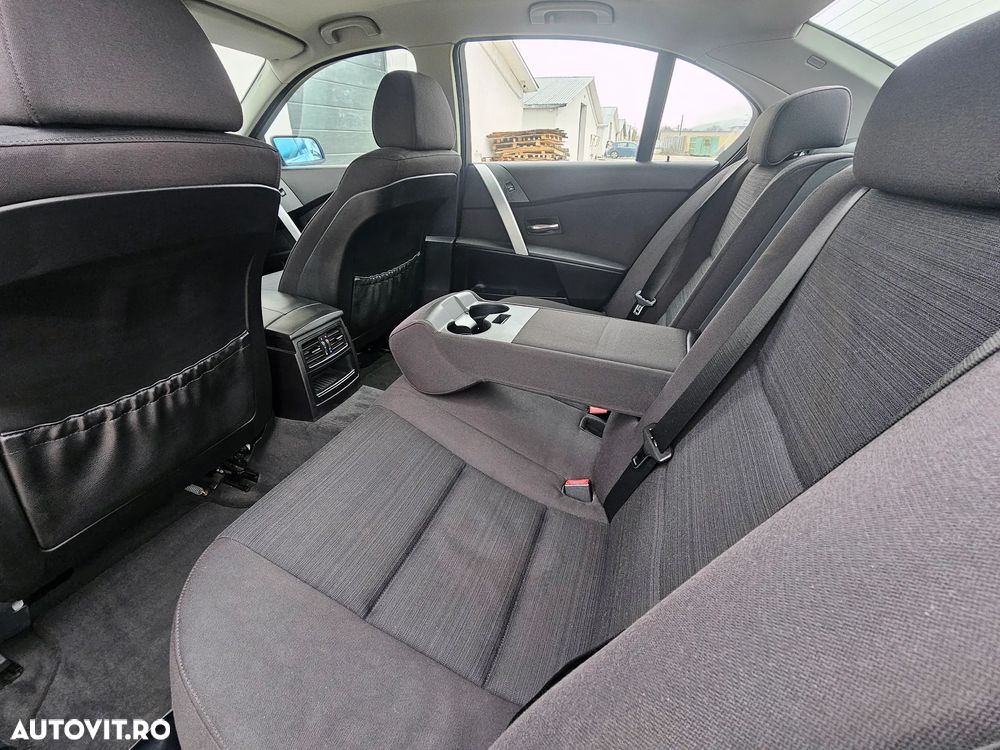 BMW Seria 5 520d Aut. Edition Fleet Lifestyle - 11