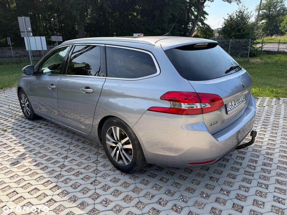 Peugeot 308 1.5 BlueHDi Allure S&S EAT8 - 3