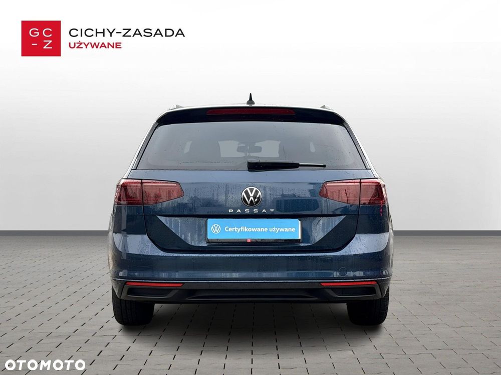 Volkswagen Passat Variant - 4