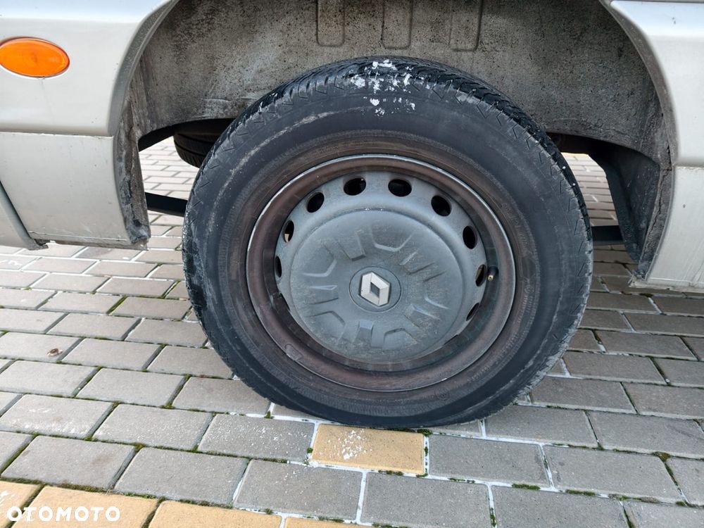 Renault e-Master - 16