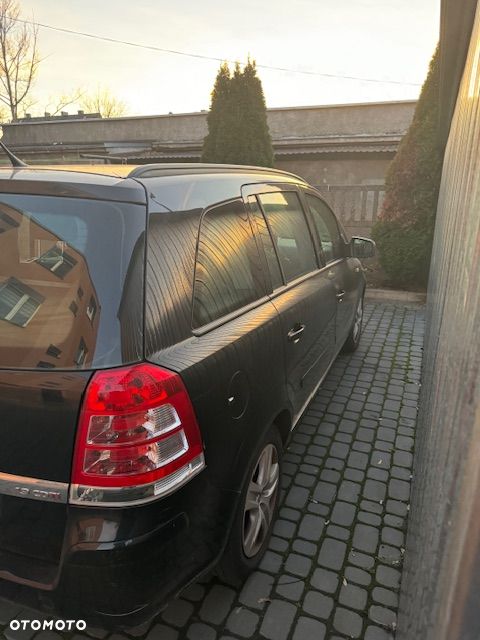 Opel Zafira 1.9 CDTI Enjoy - 3