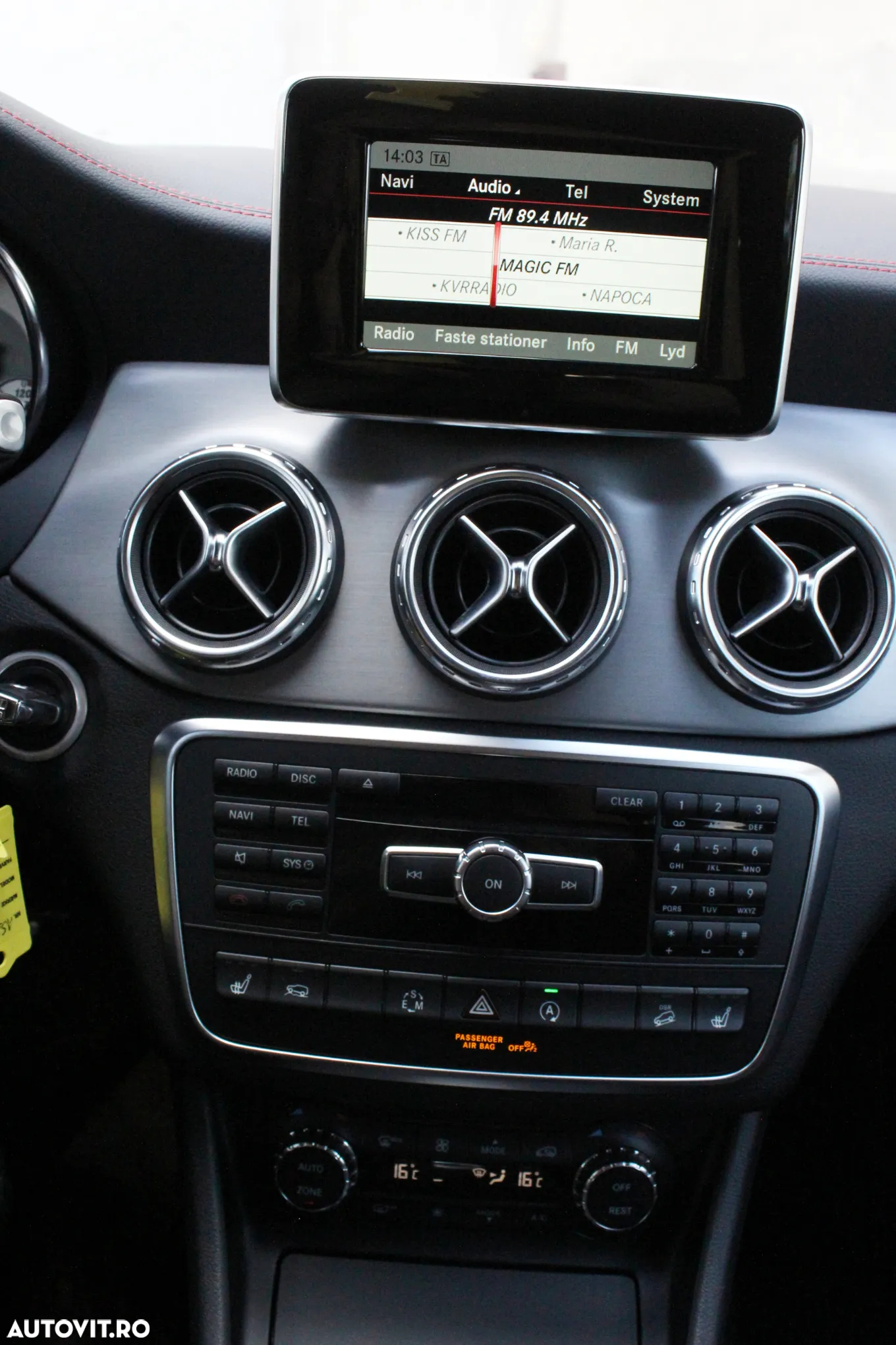 Mercedes-Benz GLA 220 CDI 4Matic 7G-DCT AMG Line - 14