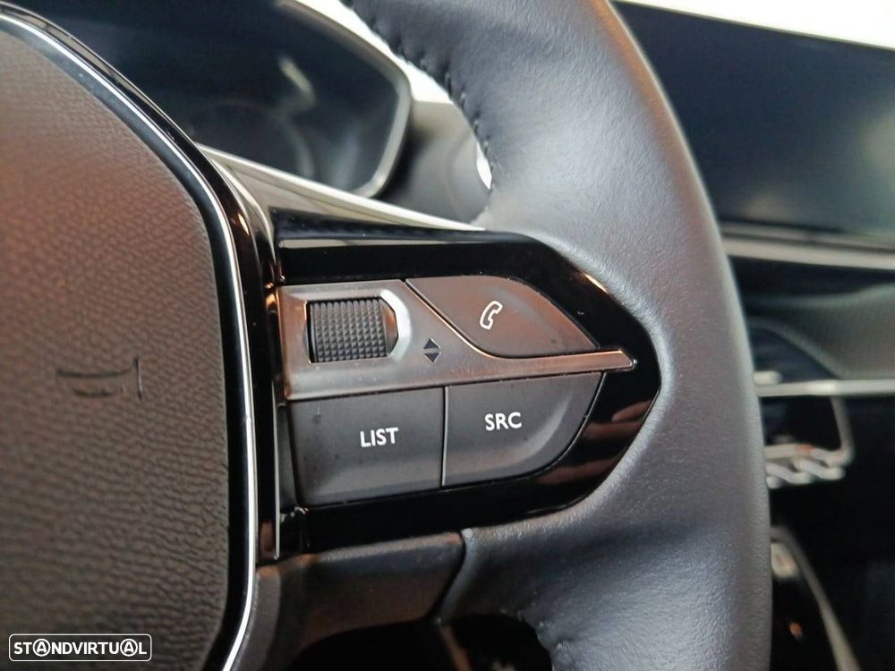 Peugeot 2008 1.2 PureTech Style - 17