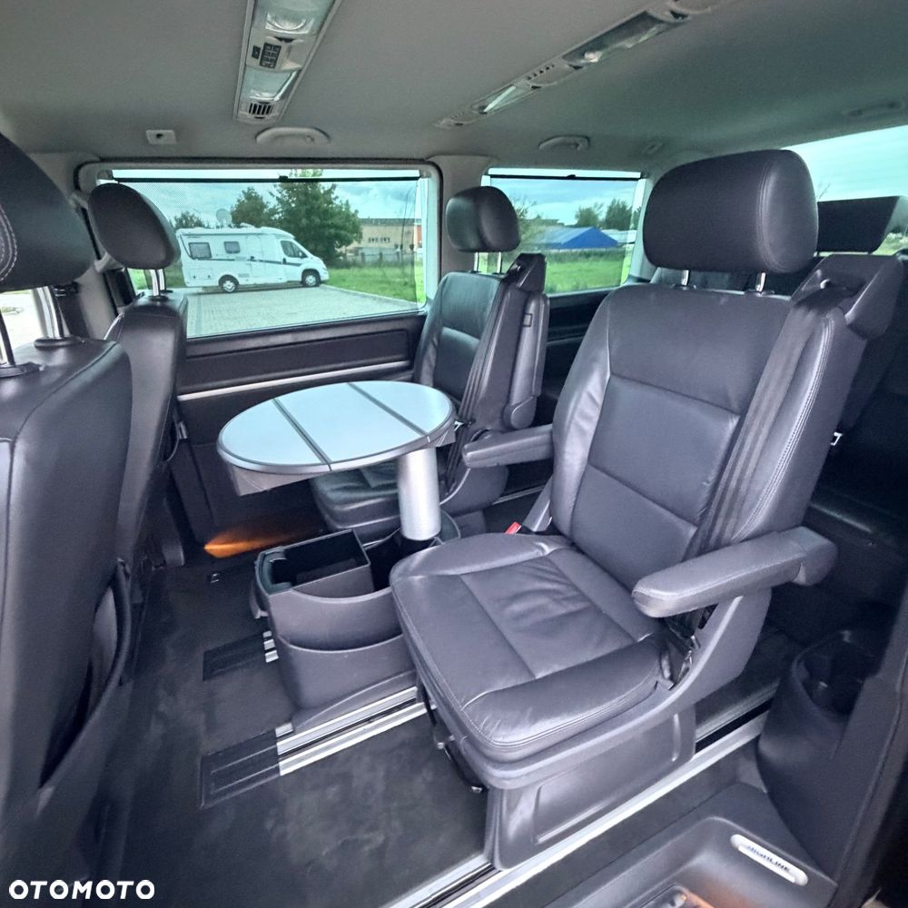 Volkswagen Multivan - 9
