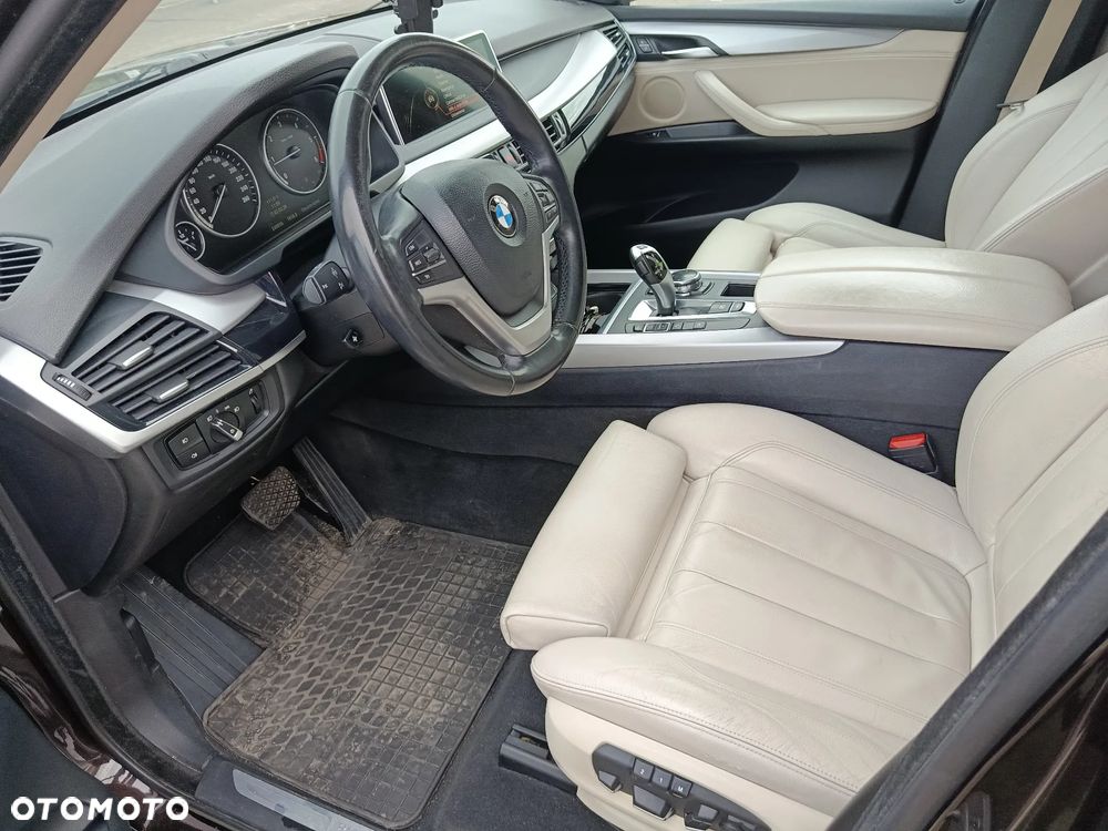 BMW X5 xDrive25d - 9