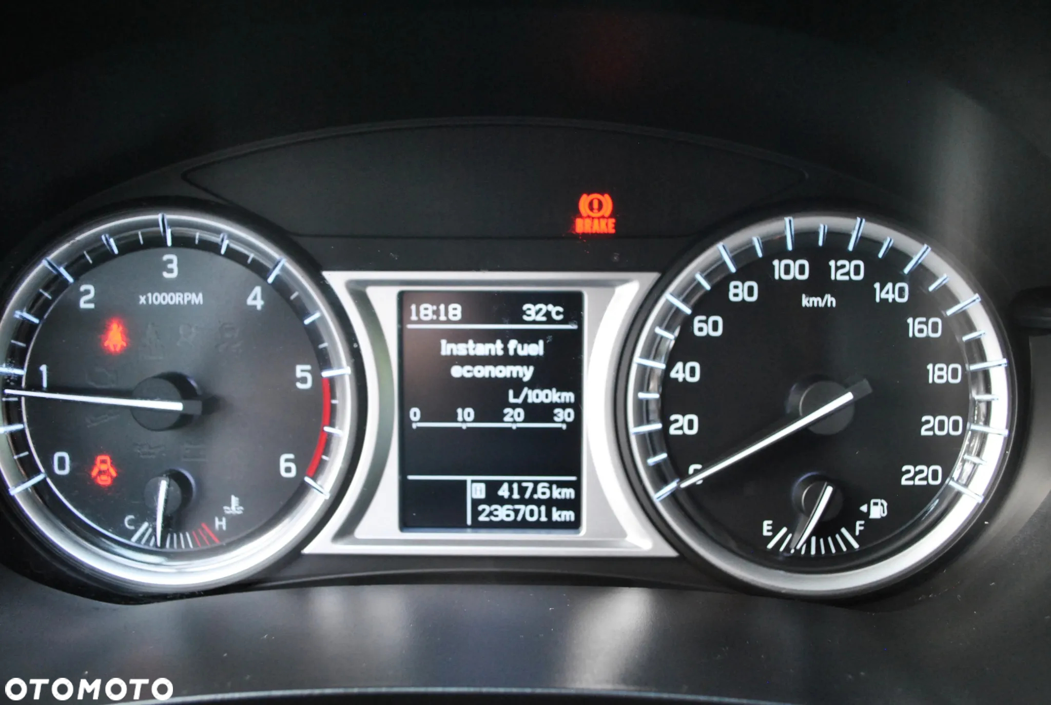 Suzuki Vitara 1.6 DDiS (4x2) Comfort+ - 26